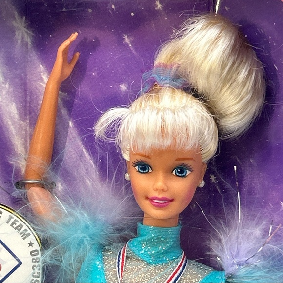 USA OLYMPIC SKATER BARBIE~1997 NAGANO OLYMPICS-SKATE & SPIN-MATTEL Vtg - Picture 2 of 10